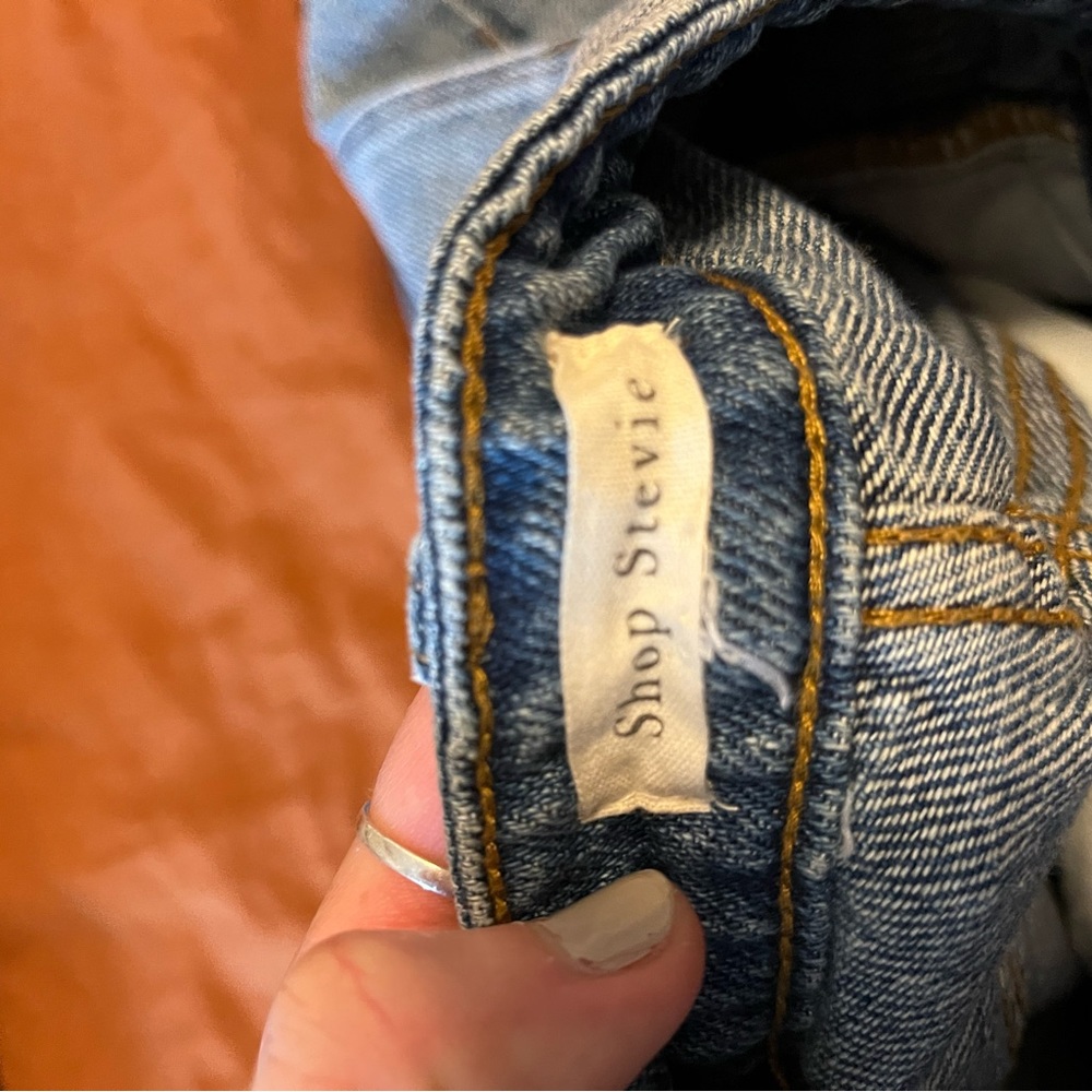Shop Stevie Lennon distressed denim - size 26